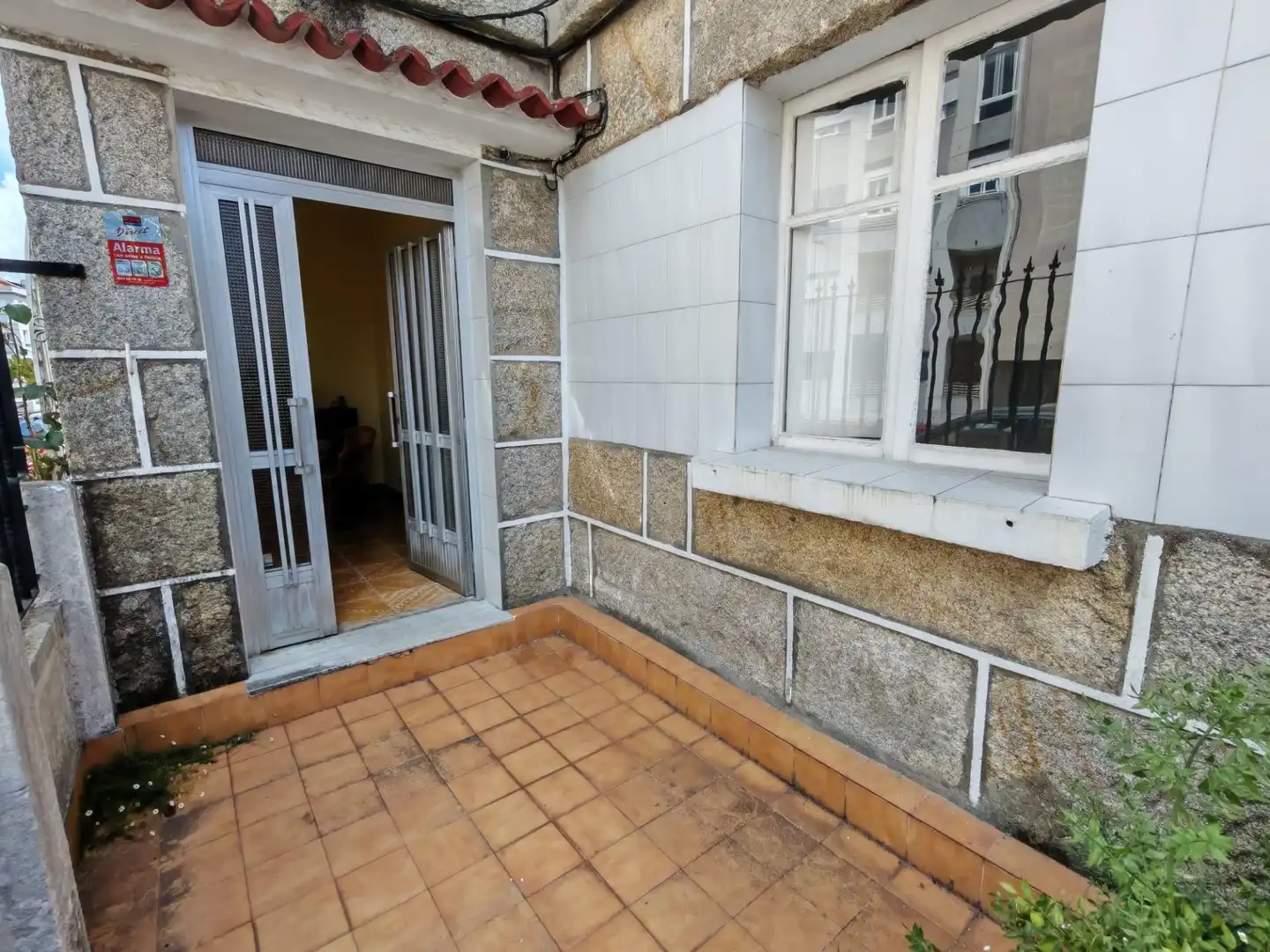 Exterior view of Ground floor for sale in Vigo   with Terrace and Storage room