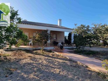 Landhaus mit Garten zum Verkauf in Ctra Sanlúcar - Cuatro Pinos