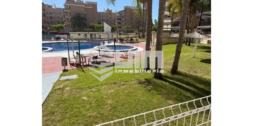 Piscina de Piso en venta en Sagunto / Sagunt con Aire acondicionado, Terraza y Piscina