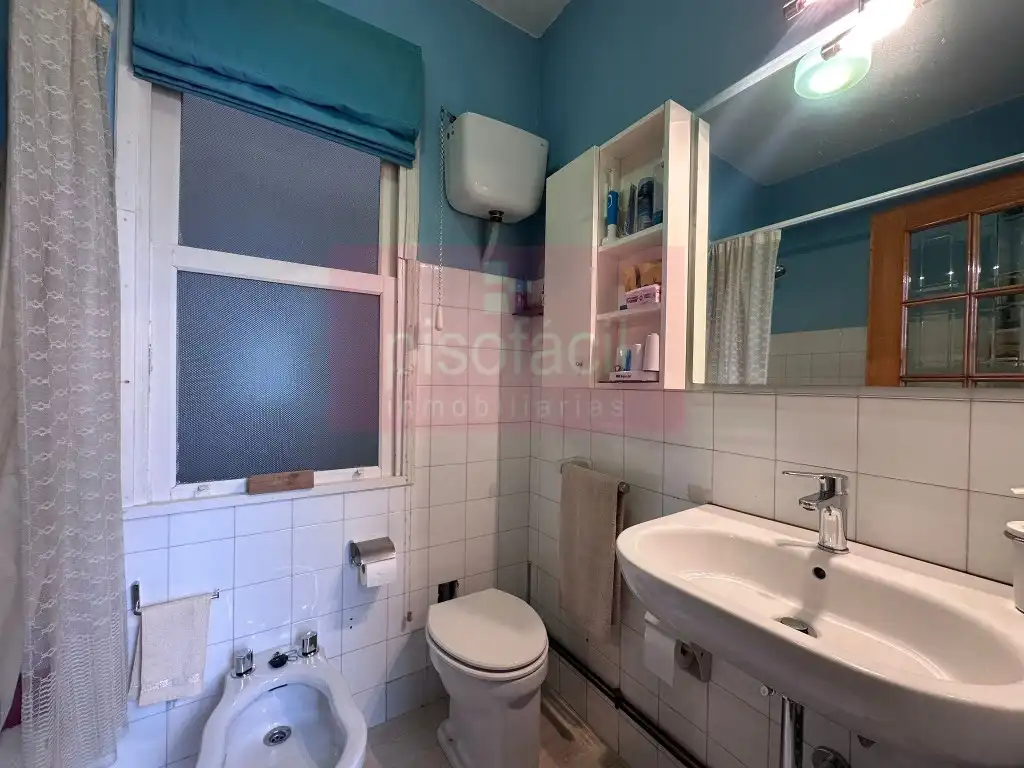 Bathroom of Flat for sale in Lugo