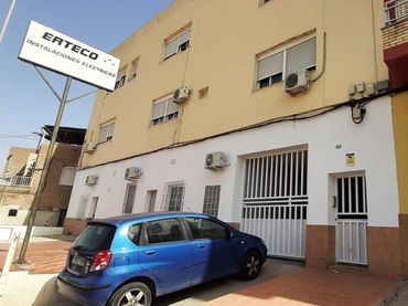 Nau industrial en venda a Pedanías Este