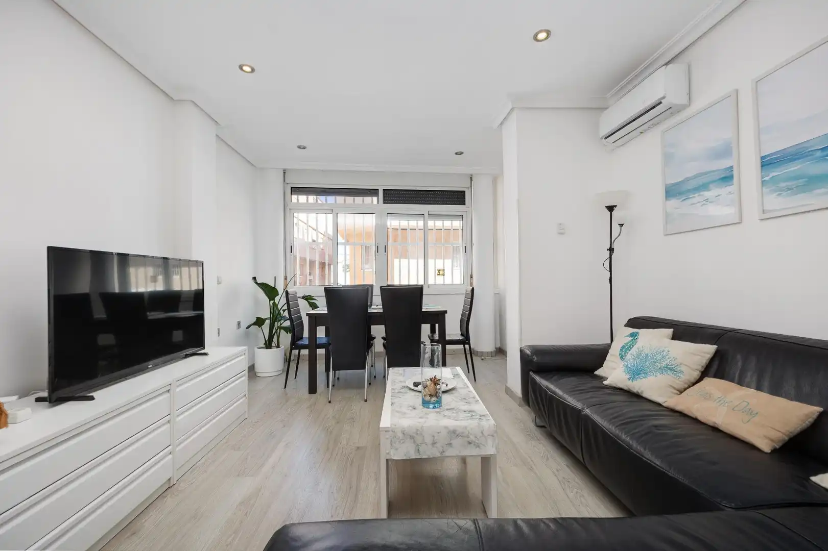 Appartement compact à vendre à Calle Paralela Estocolmo 23, imagen 2