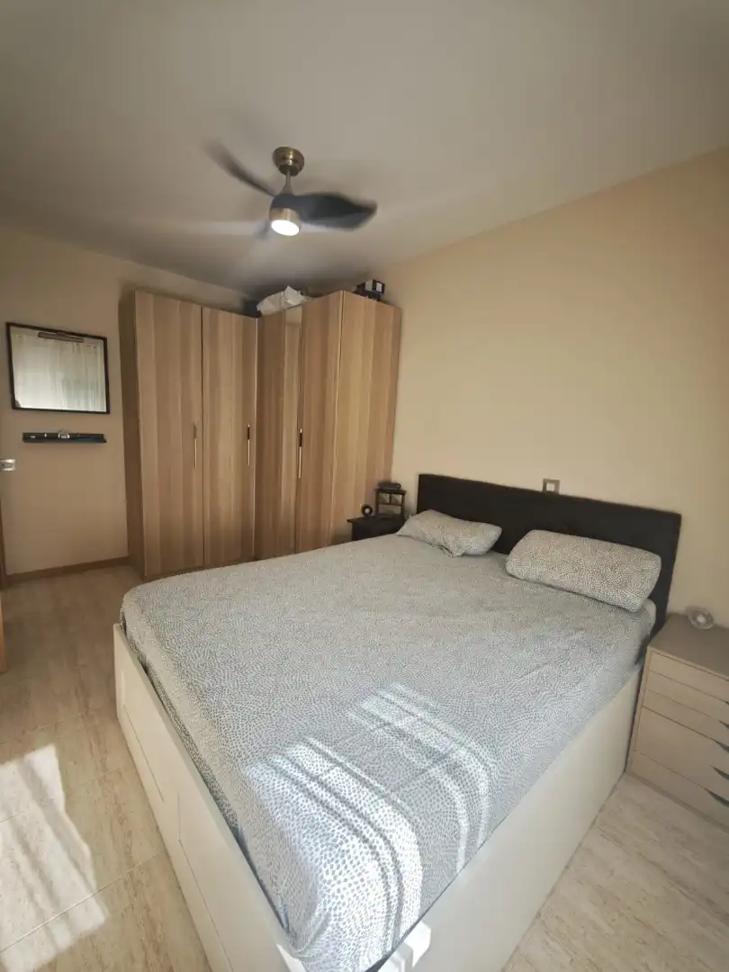 Schlafzimmer von Erdgeschoss zum Verkauf in Badalona mit Heizung, Terrasse und Abstellraum