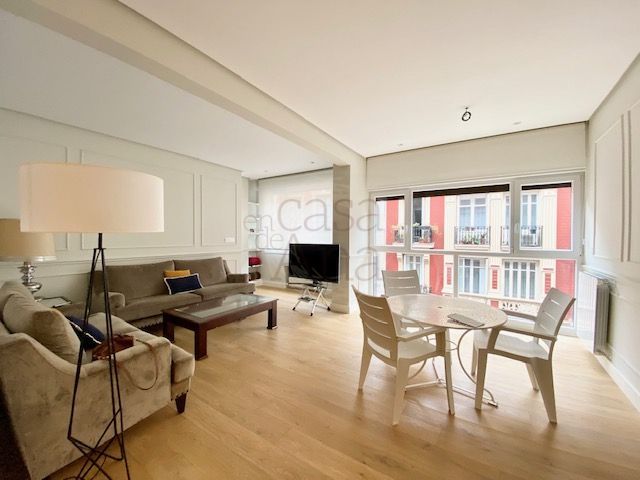 Sala de estar de Piso de alquiler en Bilbao  con Calefacción y Trastero