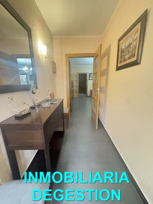 Casa adosada en venta en La Zarzuela - San José - Belén