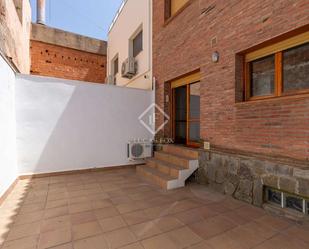 Vista exterior de Casa o xalet de lloguer en Esplugues de Llobregat amb Aire condicionat i Terrassa