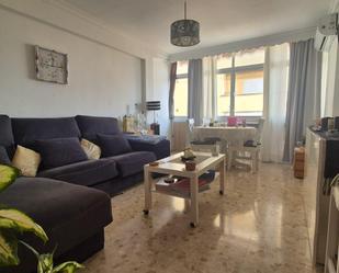 Living room of Flat for sale in Benalmádena  with Air Conditioner and Heating