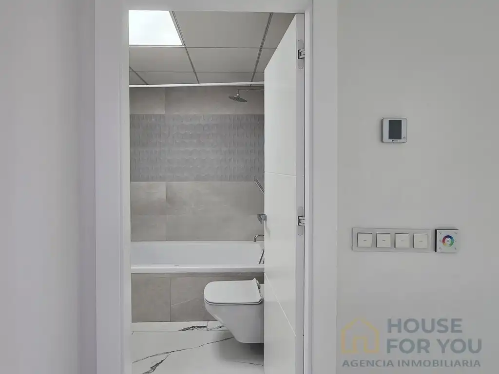Baño de Piso de alquiler en Murcia