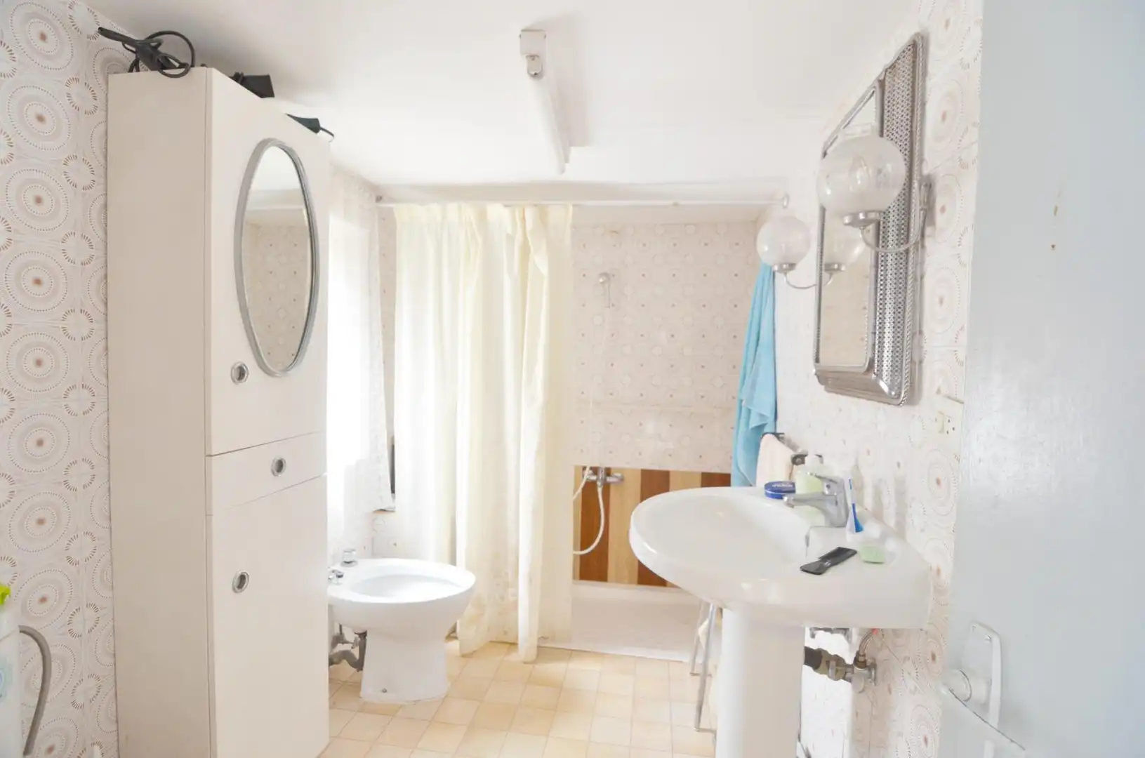 Bathroom of Houses for sale in Cabrillas  with Terrace and Balcony