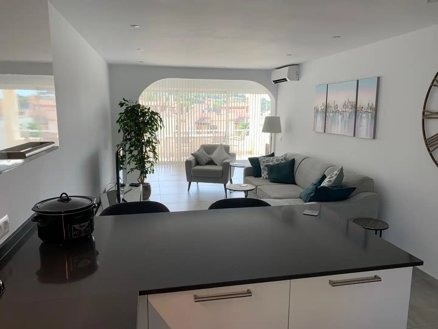 Sala de estar de Planta baja en venta en Calvià con Aire acondicionado, Jardín privado y Terraza