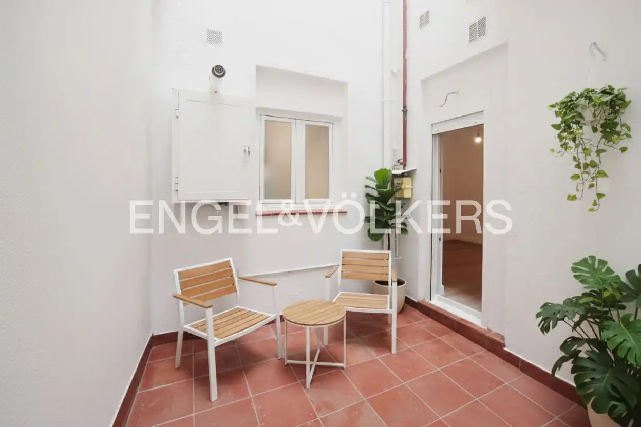 Terrassa de Apartament de lloguer en Madrid amb Aire condicionat i Calefacció