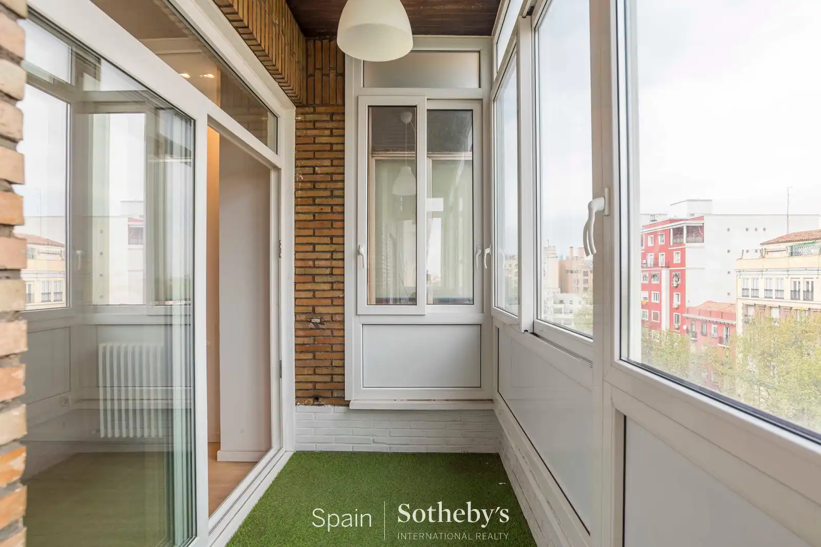 Terrasse von Wohnungen zum Verkauf in Madrid mit Klimaanlage, Heizung und Terrasse