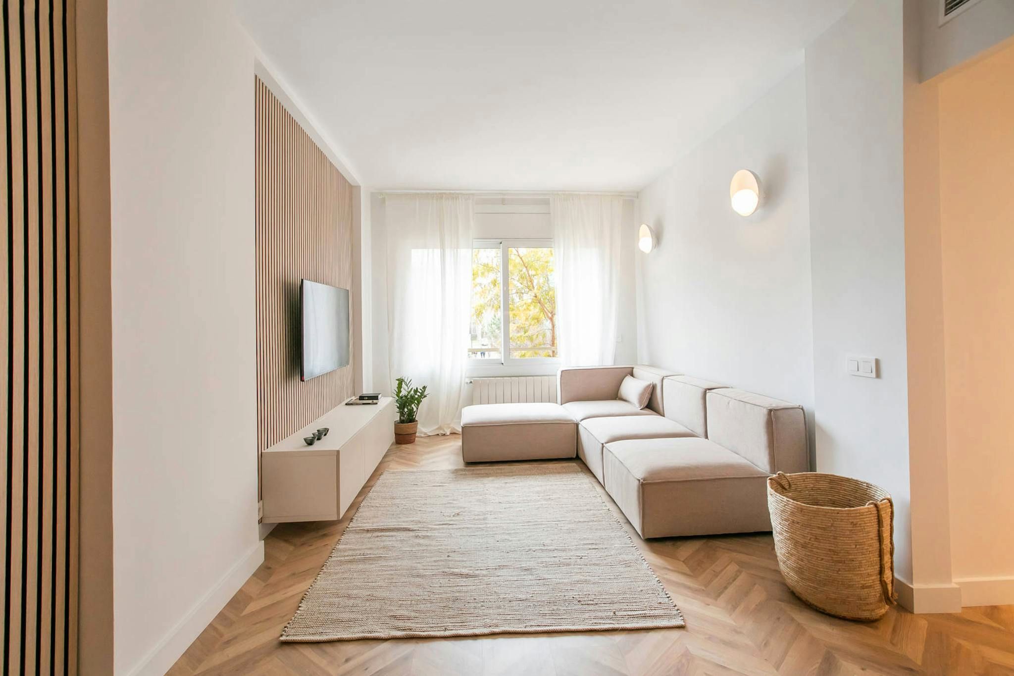 Living room of Flat to rent in  Barcelona Capital  with Air Conditioner, Furnished and Washing machine