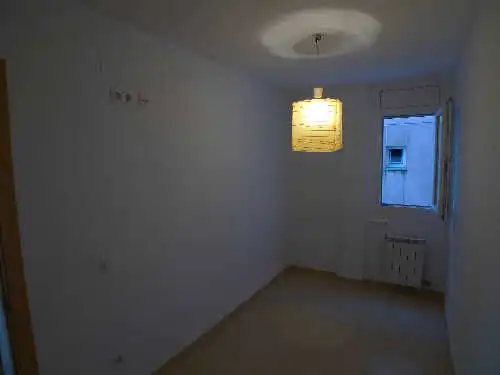 Bedroom of Flat for sale in Figueres  with Heating and Terrace