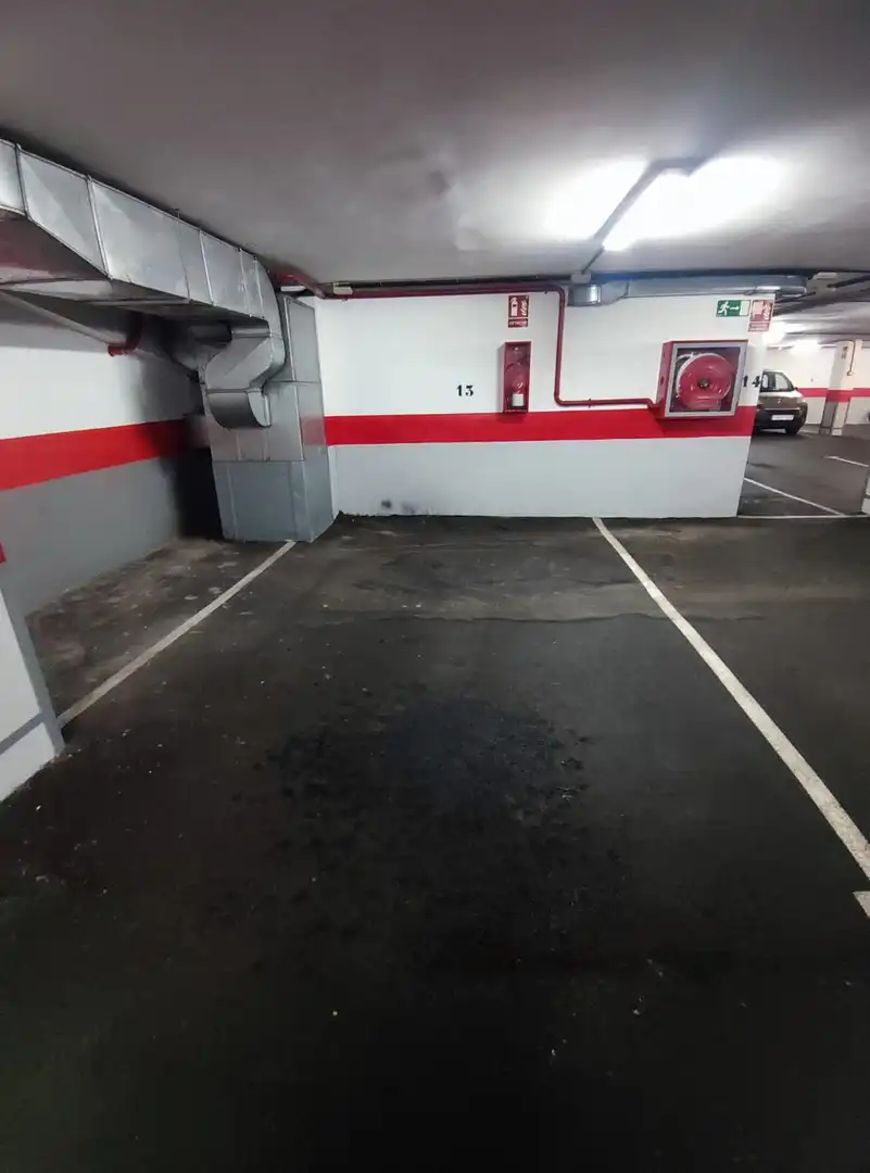 Einzelparkplatz mit Aufzug zum Verkauf in La Cuesta -Finca España