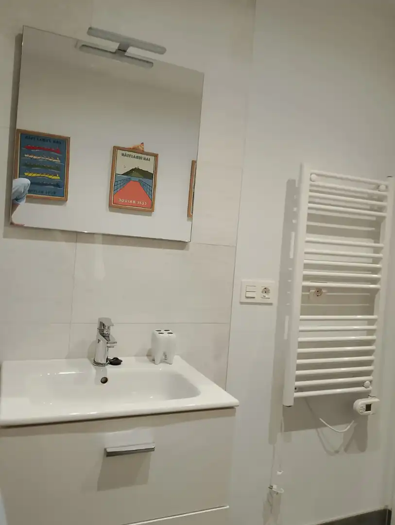 Baño de Piso de alquiler en Donostia - San Sebastián  con Calefacción y Balcón