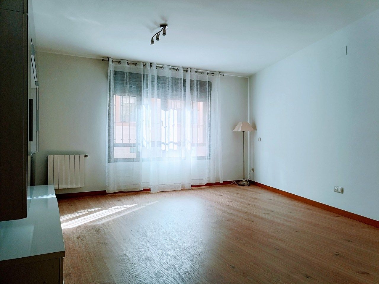 Living room of Flat to rent in Campo Real  with Heating, Terrace and Storage room