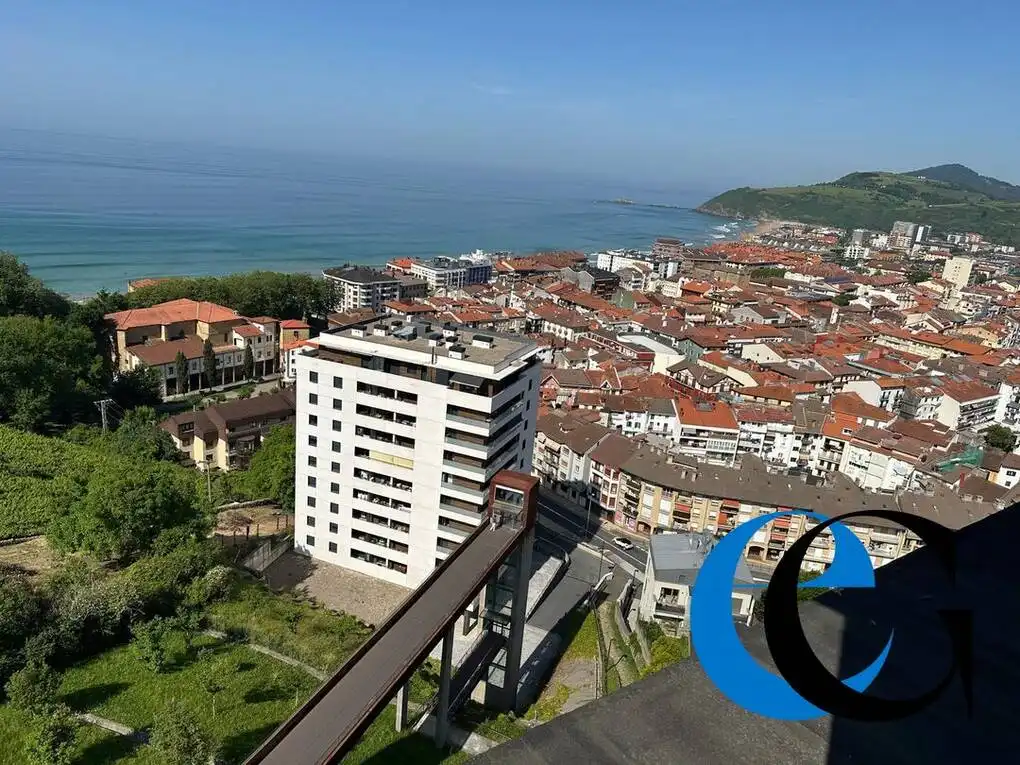Exterior view of Flat for sale in Zarautz  with Storage room and Furnished