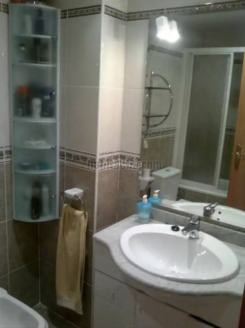 Apartment with pool for sale in Avinguda Parlament de Catalunya 12, imagen 4