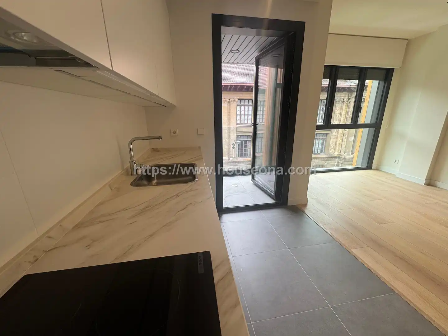 Cocina de Piso en venta en Bilbao  con Calefacción, Terraza y Trastero