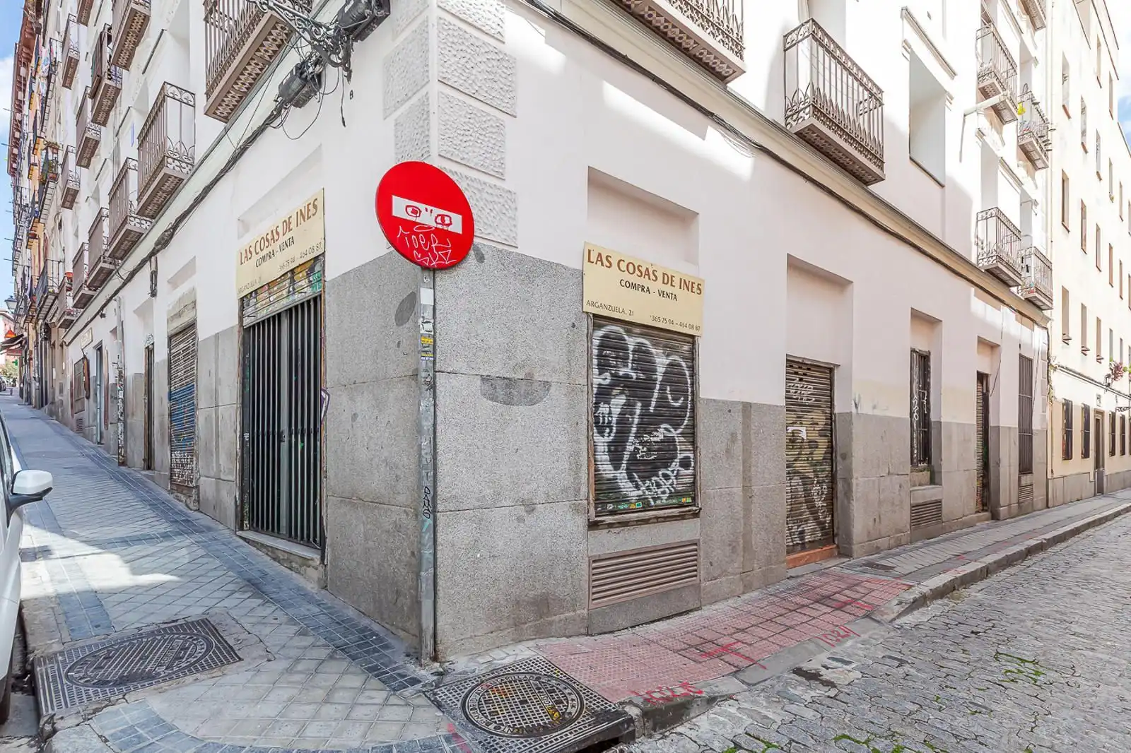 Vista exterior de Local de alquiler en Madrid