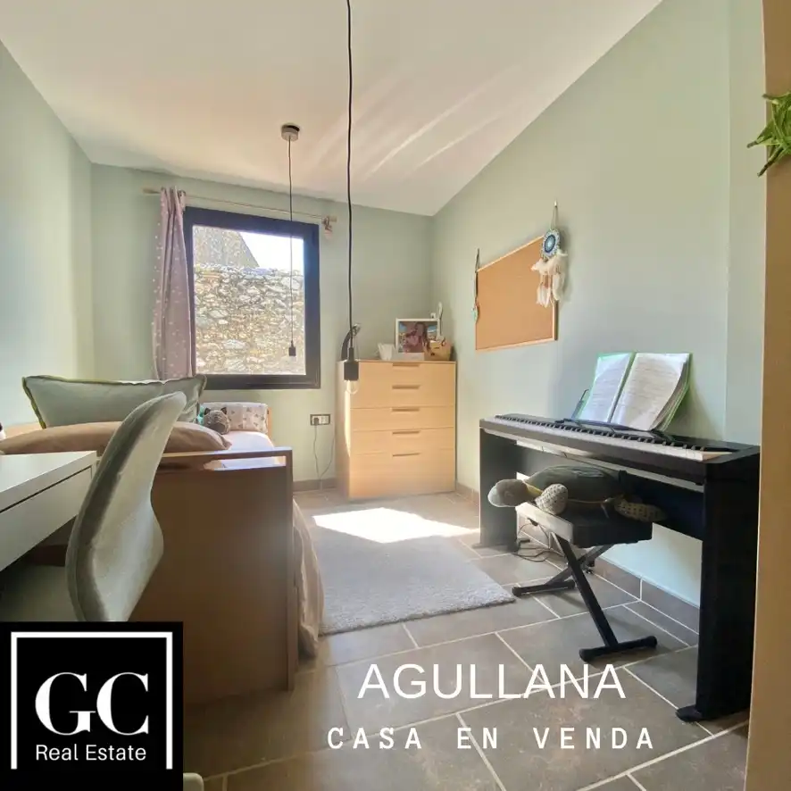 Dormitori de Casa adosada en venda en Agullana amb Calefacció i Terrassa