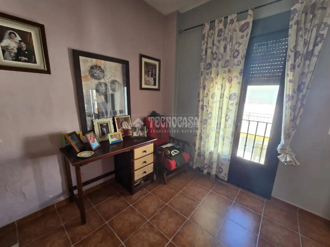 Casa adosada en venda a Morón de la Frontera