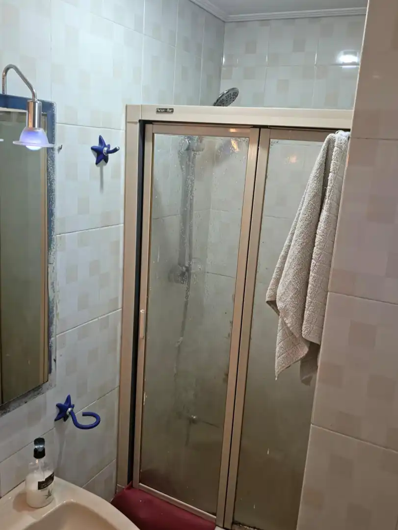Baño de Piso en venta en Algeciras con Aire acondicionado, Calefacción y Terraza