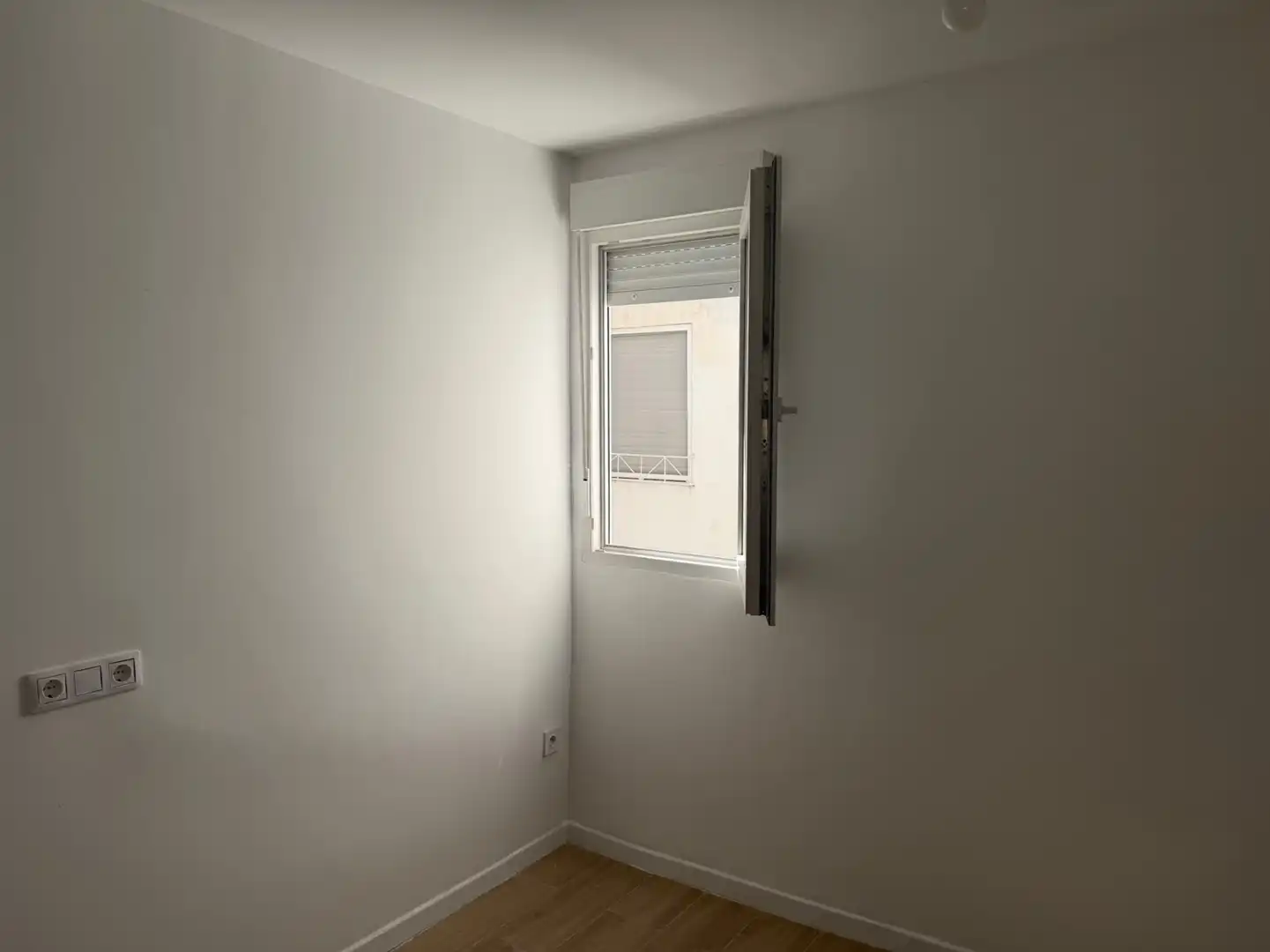 Habitación de Piso en venta en  Logroño con Calefacción