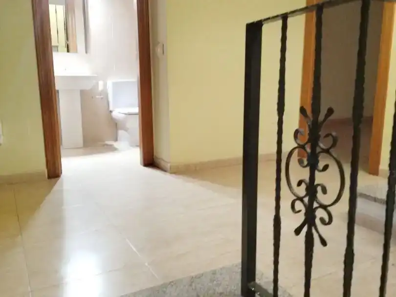Maisonette zum Verkauf in Murcia mit Klimaanlage und Balkon