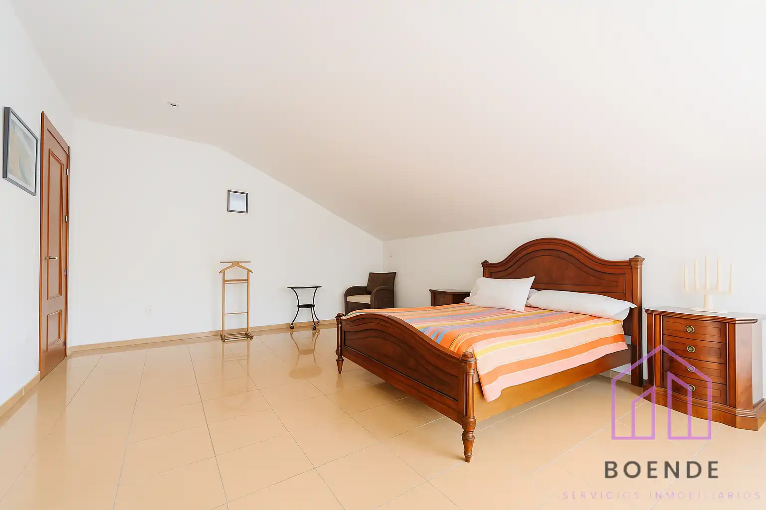 Bedroom of Houses for sale in Campo Real  with Air Conditioner, Heating and Private garden