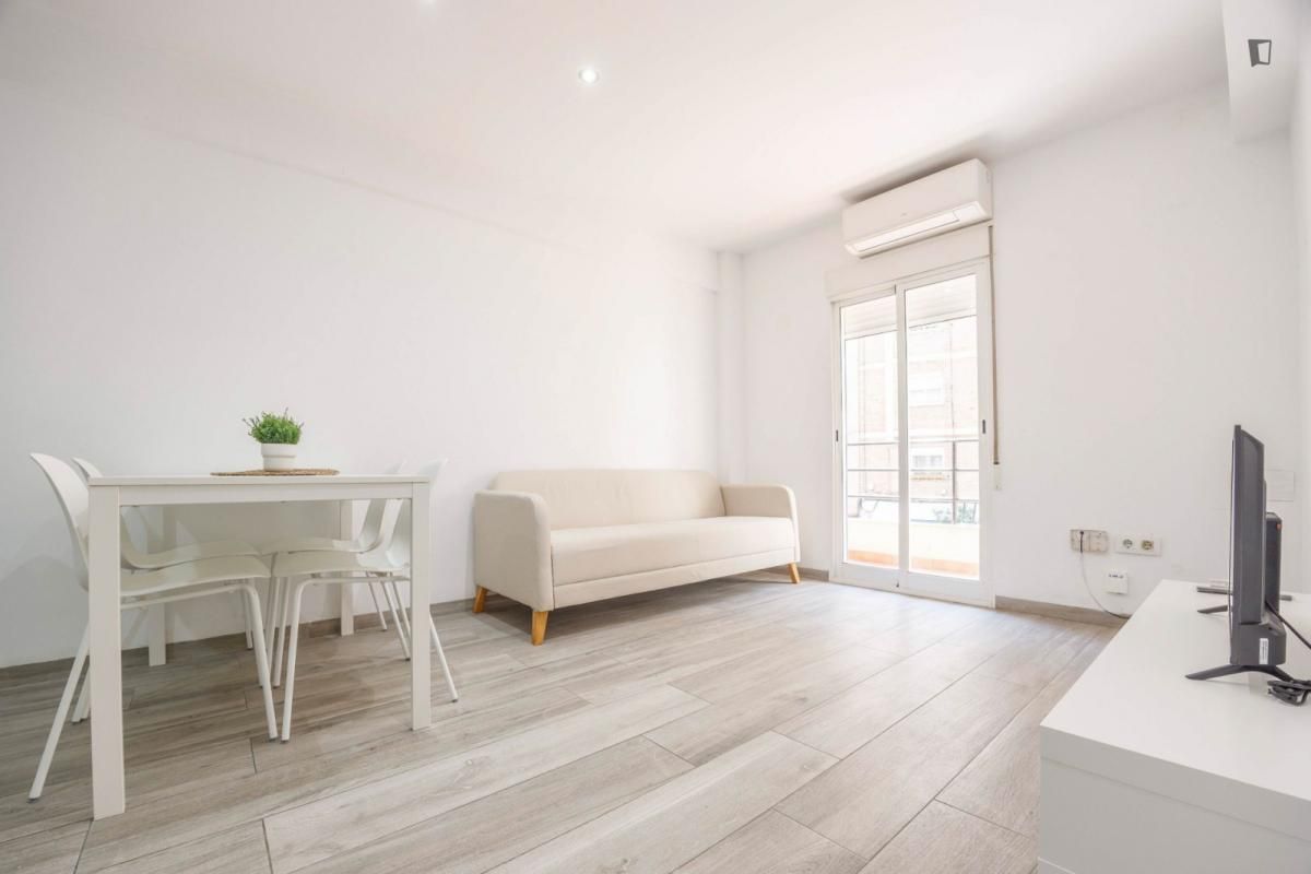 Living room of Apartment to rent in  Valencia Capital  with Air Conditioner, Furnished and Oven