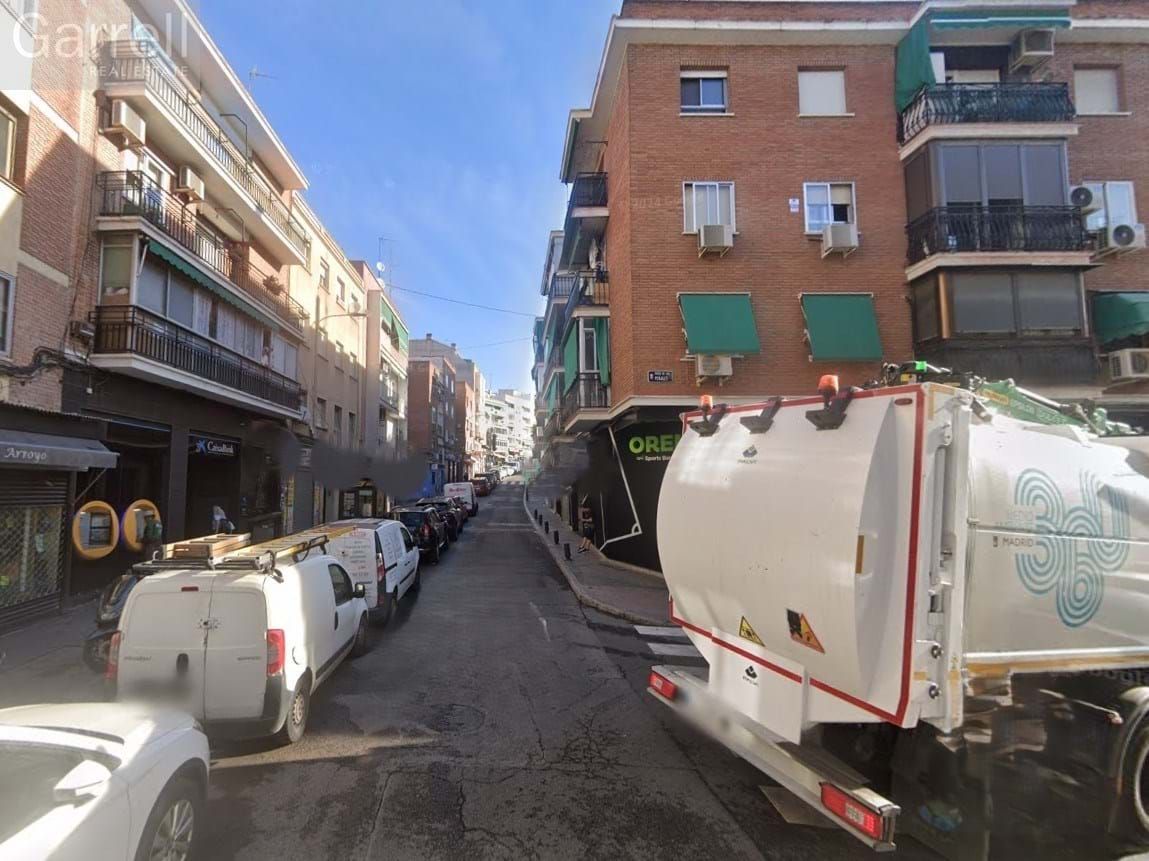 Exterior view of Flat for sale in  Madrid Capital