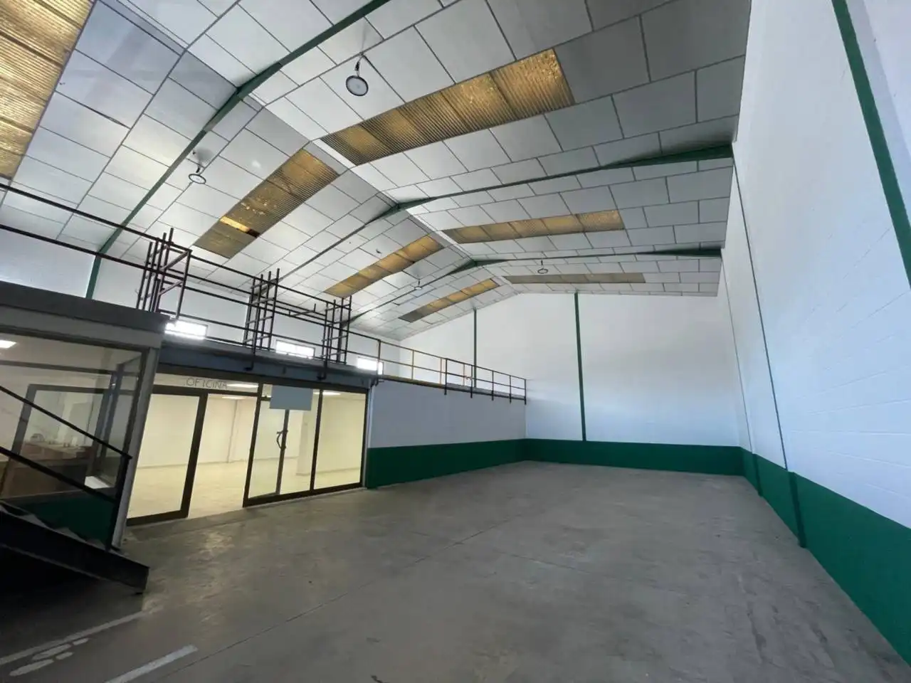 Industrial building to rent in La Roca del Vallès, imagen 2