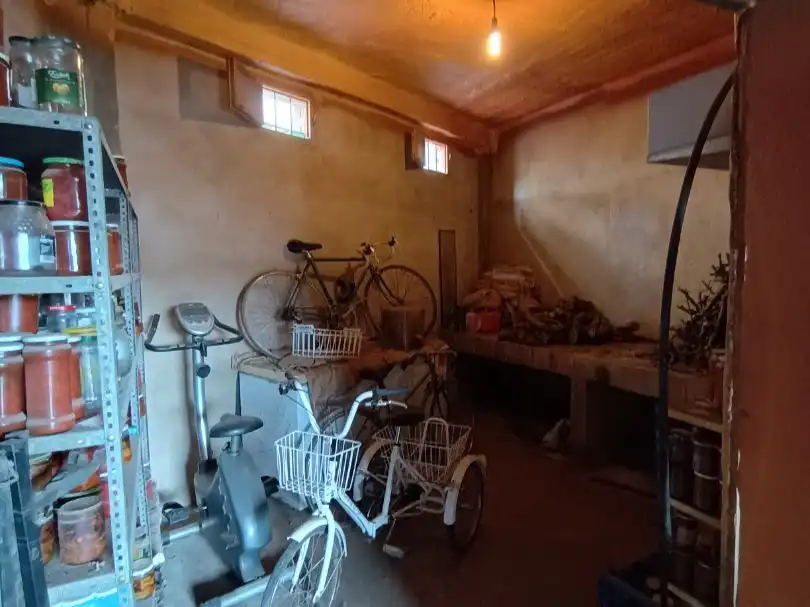 Garaje en venta en Castañares de Rioja
