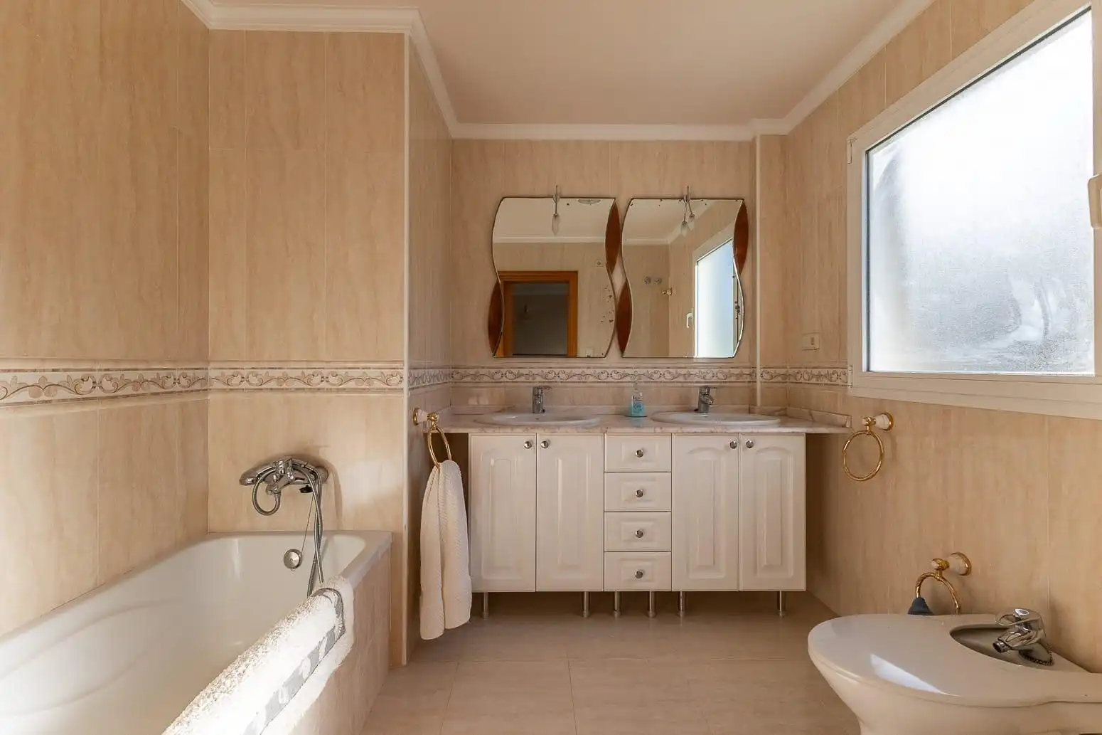 Baño de Casa o chalet en venta en Chiva con Aire acondicionado, Terraza y Piscina