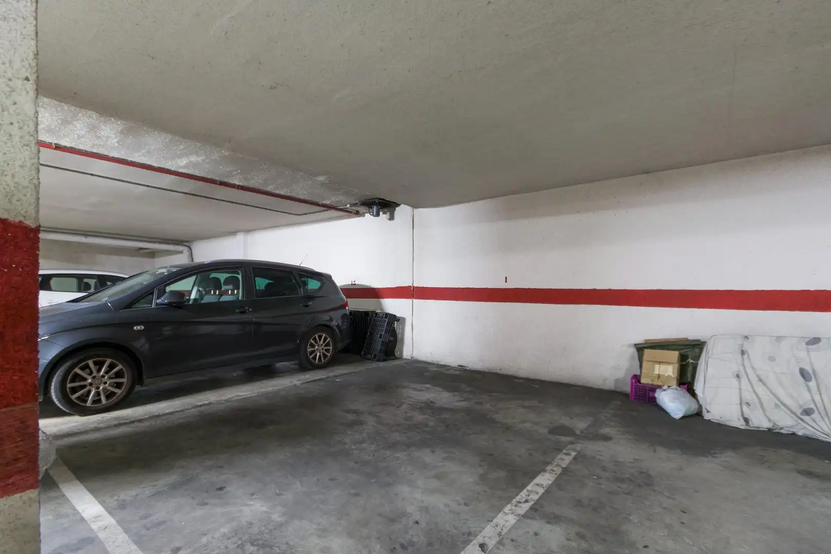 Parkplatz von Büro zum Verkauf in Gandia mit Klimaanlage und Heizung