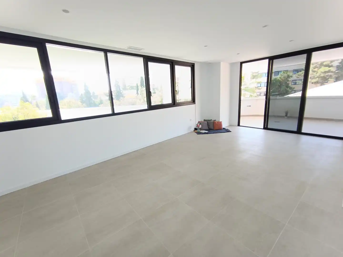 Wohnung zum Verkauf in Murcia mit Privatgarten, Terrasse und Abstellraum