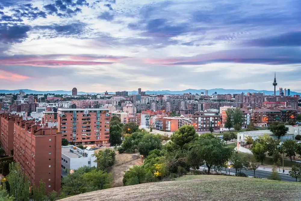 Vista exterior de Pis en venda en Madrid amb Aire condicionat, Calefacció i Terrassa