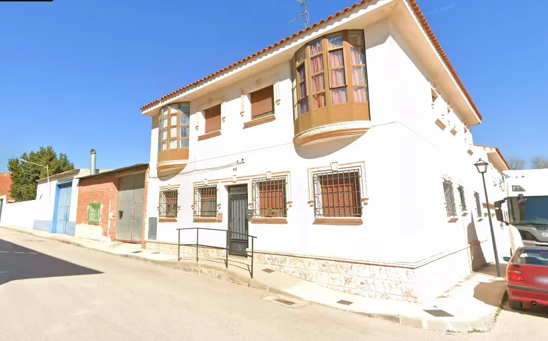 Vista exterior de Pis en venda en Miguel Esteban