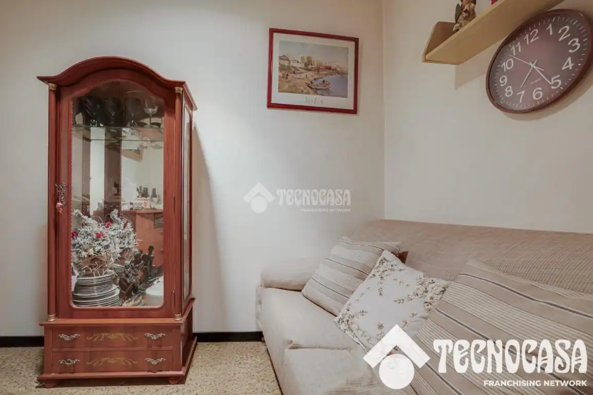 Sala d'estar de Pis en venda en Santa Coloma de Gramenet amb Aire condicionat, Calefacció i Balcó