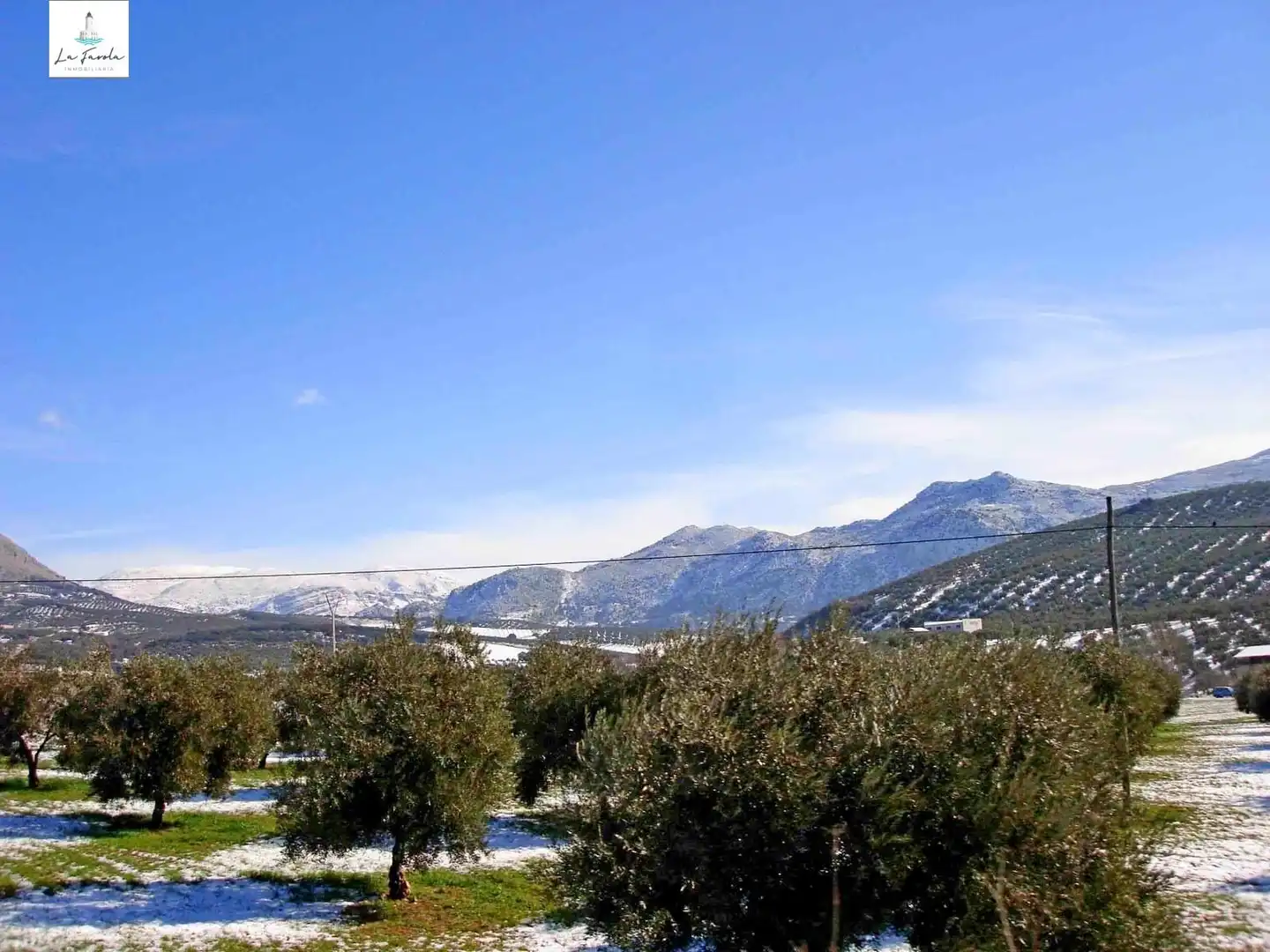 Vista exterior de Casa o xalet en venda en Villanueva del Trabuco amb Jardí privat, Traster i Moblat