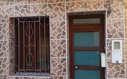 Exterior view of Single-family semi-detached for sale in Burriana / Borriana  with Terrace and Furnished