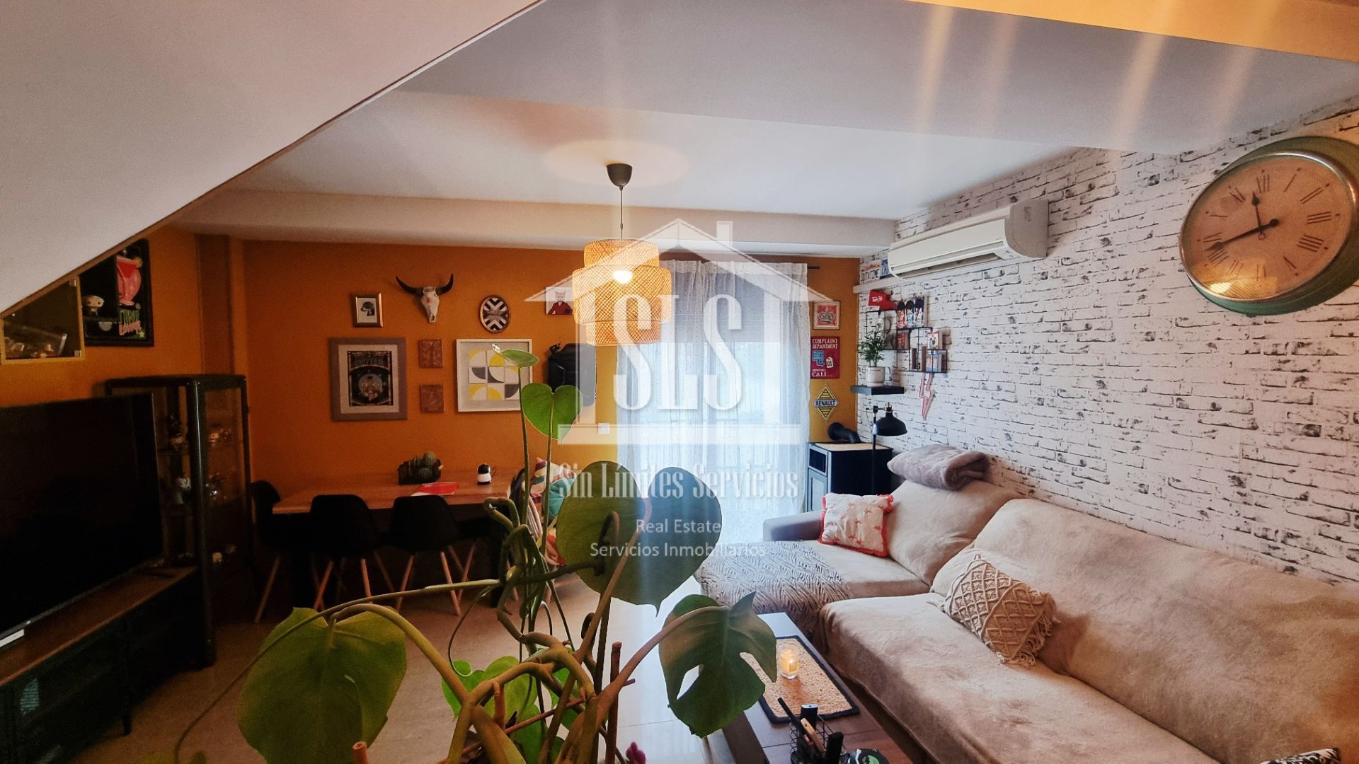 Wohnzimmer von Maisonette zum Verkauf in El Viso de San Juan mit Klimaanlage, Heizung und Terrasse