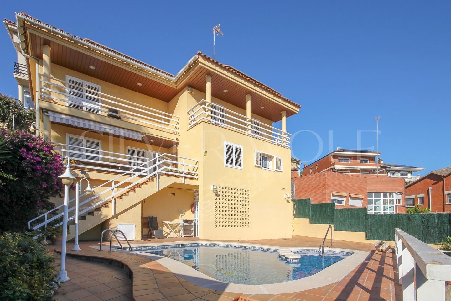 Exterior view of House or chalet for sale in Viladecans  with Heating, Private garden and Terrace