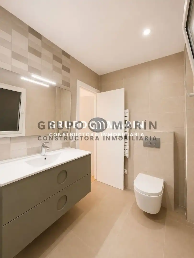 Flat with lift for sale in Avinguda Roma 13-15, imagen 11