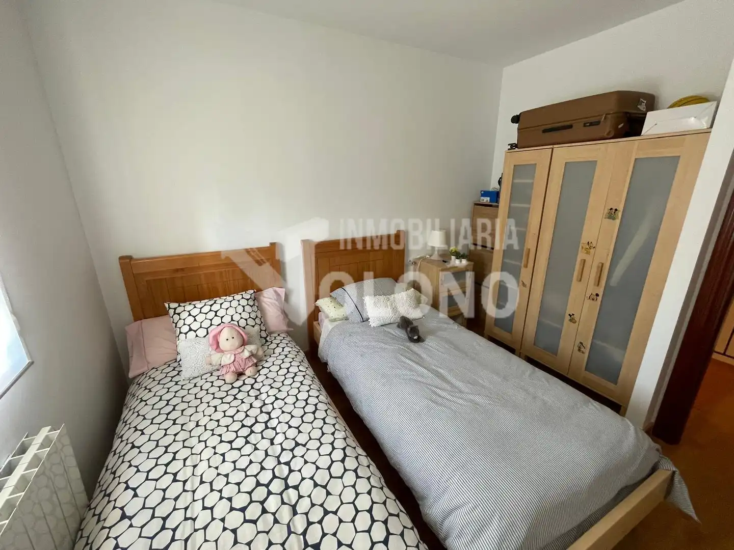 Habitación de Casa o chalet en venta en Anguciana con Calefacción, Jardín privado y Parquet