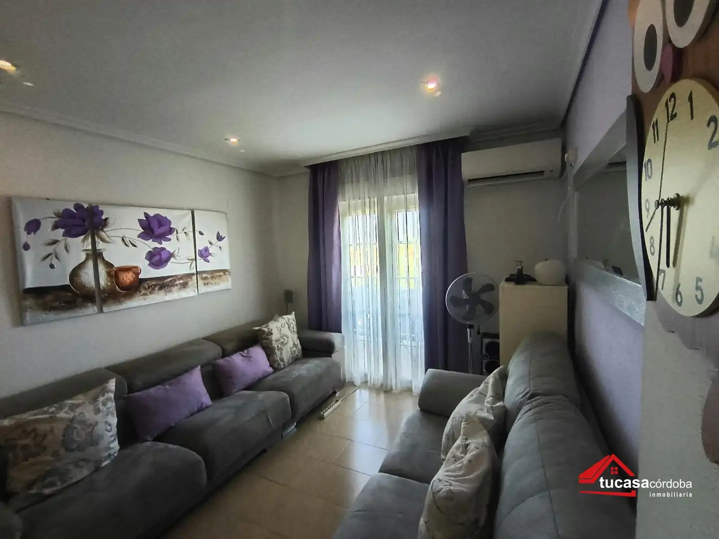 Living room of Flat for sale in Córdoba  with Air Conditioner, Terrace and Furnished