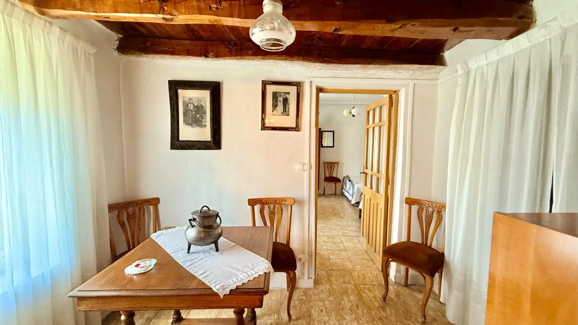 Comedor de Casa o chalet en venta en Fresneda de Cuéllar con Calefacción, Jardín privado y Trastero