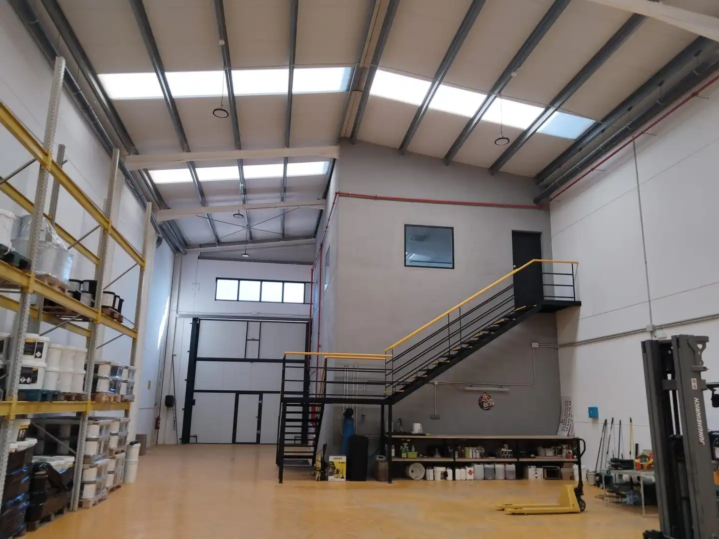 Nau industrial en venda en Camí de Paterna - Lloma del Calderer 